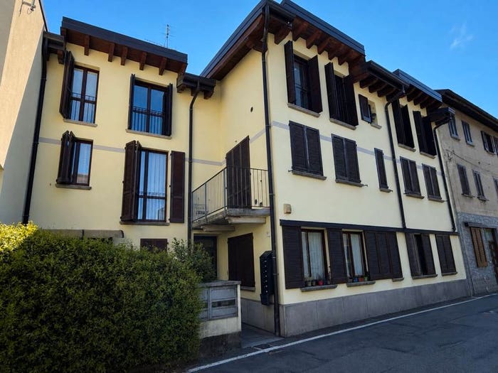 Appartamento trilocale in vendita in Via Enrico Toti, Centro, Lentate sul Seveso