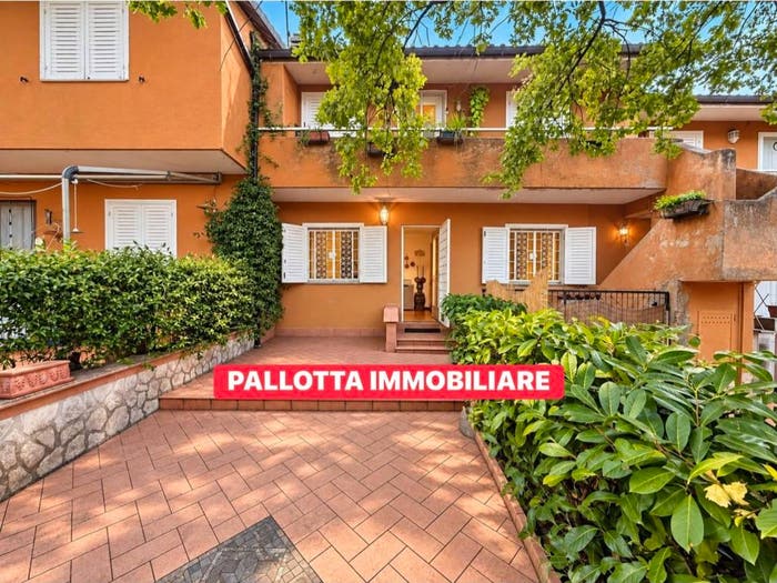 Appartamento bilocale in vendita in Via delle Felci, Centro, Valentano
