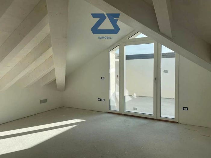 Appartamento trilocale in vendita in Via San Pio X SNC, Castelfranco Veneto