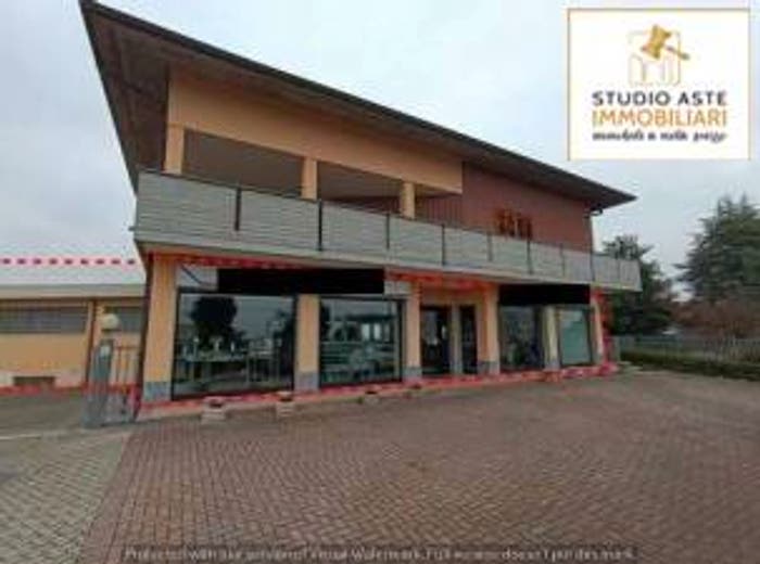 Appartamento con 5 locali in vendita in Corso Re Arduino, Centro, Rivarolo Canavese