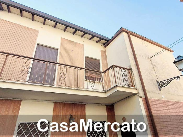 Casa quadrilocale in vendita in Via Palazzolo, Centro, Rocca di Papa