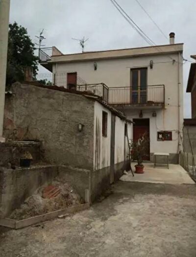 Casa con 6 locali in vendita in Contrada Papa Sant'Agata di Militello ME Italia, Scafone Tiranni, Sant'Agata di Militello