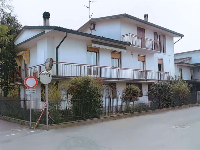 Appartamento con 6 locali in vendita in Via Oldrini, Centro, Dovera
