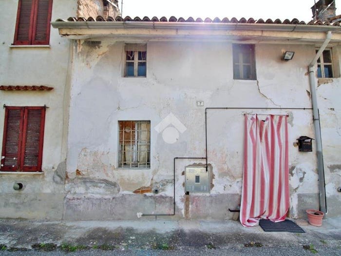 Casa trilocale in vendita in Via Chiuso, Centro, Cervesina