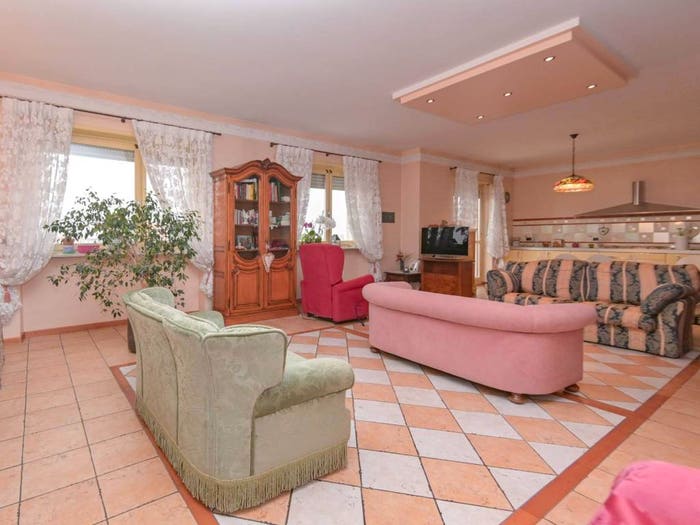 Appartamento con 5 locali in vendita in Via Podgora, Borgata Paradiso Sud, Collegno