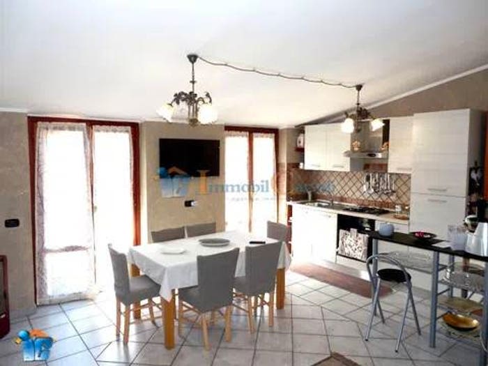 Appartamento trilocale in vendita in Via Valeria No Number, Centro, Carsoli