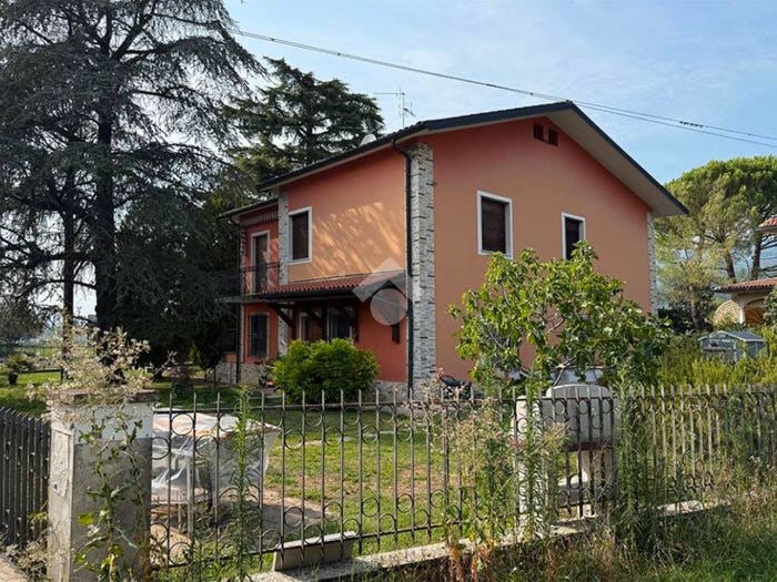 Appartamento quadrilocale in vendita in Via Fantasina, Fantasina, Cellatica