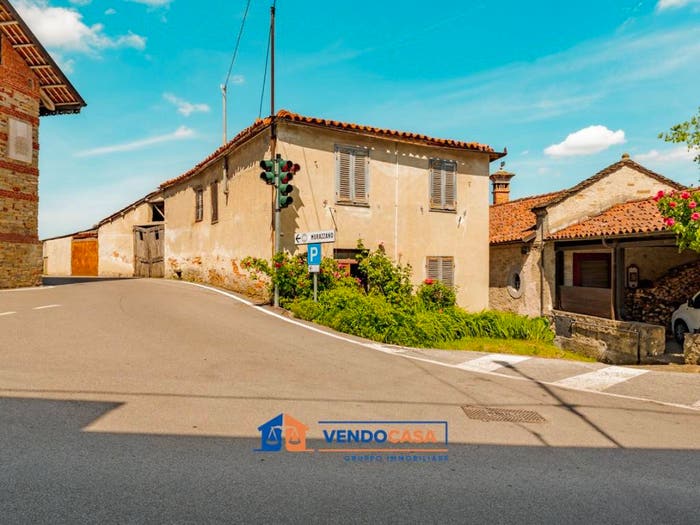 Casa con 6 locali in vendita in Via Lorenzo Bruno, Centro, Murazzano