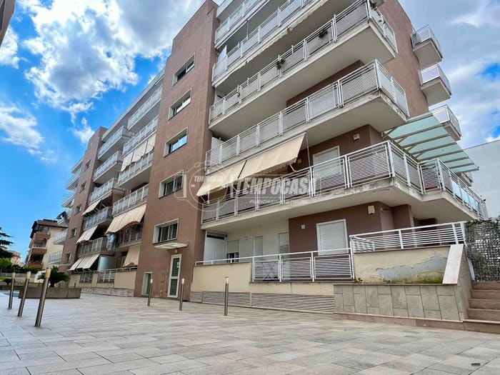 Appartamento quadrilocale in vendita in Via Pino Daniele, Lusciano