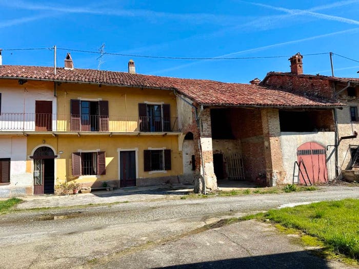 Casa con 5 locali in vendita in Via dei Negro, Lequio Tanaro