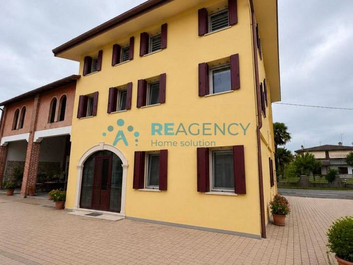 Appartamento trilocale in vendita in Via Capitello, Poianella, Bressanvido