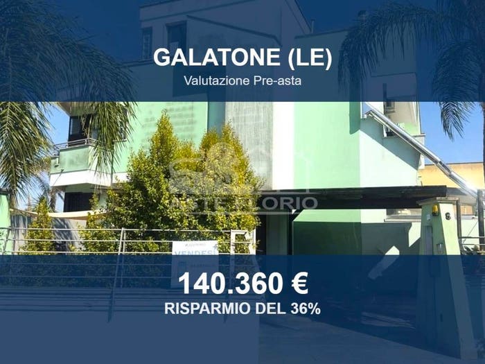 Appartamento con 6 locali in vendita in Via Raffaele Marra, Centro, Galatone