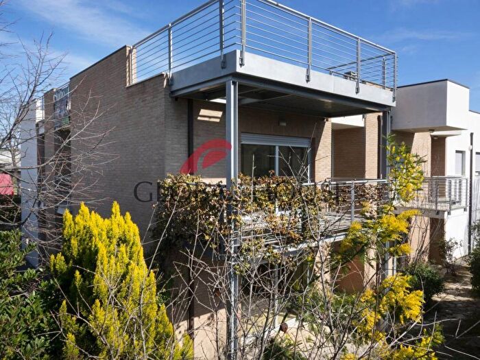 Casa in vendita in Villa Pavone snc, Teramo