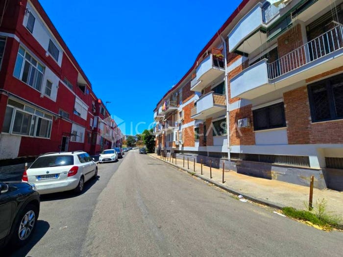 Appartamento trilocale in vendita in Via Romolo e Remo, Traiano, Napoli