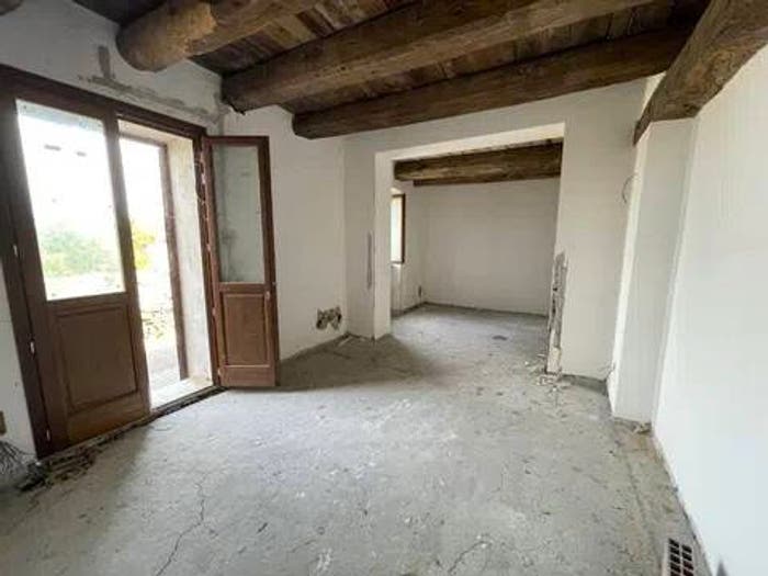 Appartamento bilocale in vendita in Via Del Cantinone No Number, Capodimonte