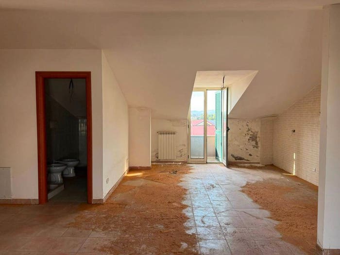 Casa quadrilocale in vendita in Via Cesare Pavese, San Tammaro