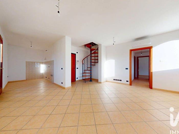 Appartamento quadrilocale in vendita in Località Costa d'Agosti, Andora