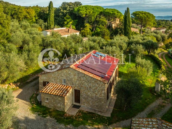 Casa con 6 locali in vendita in Via Di Carpineta, Carpineta, Monteriggioni