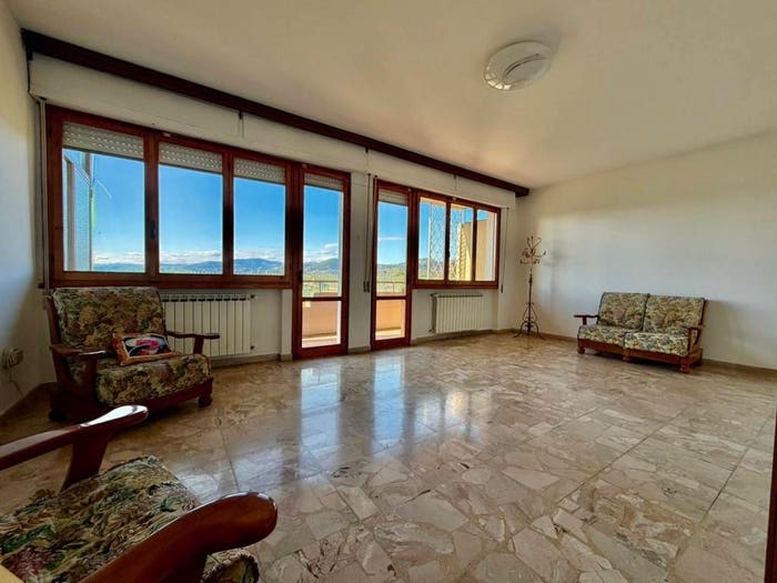 Casa con 5 locali in vendita in Viale delle Arti, Centro, Bagno a Ripoli