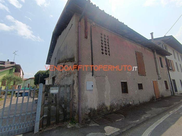 Casa con 6 locali in vendita in Via Bergamo, Centro, Cologno al Serio