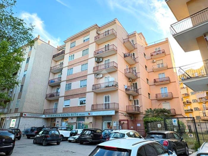 Appartamento quadrilocale in vendita in Viale degli Aviatori, San Ciro Stadio, Foggia