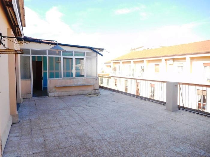 Casa con 6 locali in vendita in Via Grande, Via Grande Piazza della Repubblica, Livorno