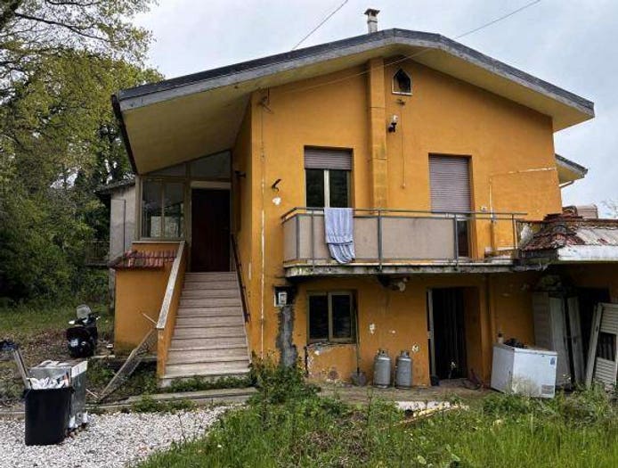 Casa quadrilocale in vendita in Via Monte Orciaro d, Centro, Saludecio