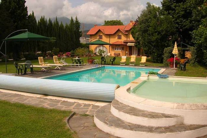 Casa con 6 locali in vendita in Piano di Mommio, Massarosa