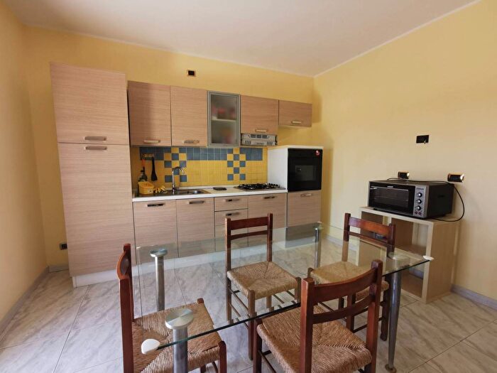 Appartamento bilocale in vendita in Via Crotone Traversa, Catanzaro Lido, Catanzaro