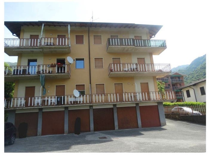 Appartamento trilocale in vendita in Vicolo Giacomo Puccini, Moggio
