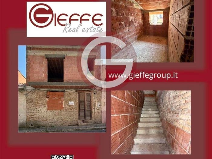 Casa con 5 locali in vendita in Cittanova