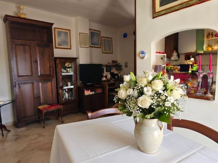 Appartamento trilocale in vendita in Via Romana, Staggia, Poggibonsi