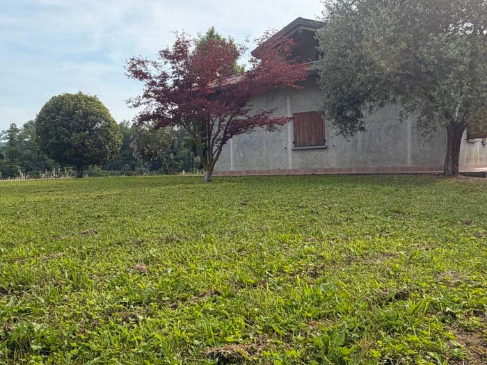 Casa quadrilocale in vendita in Via Francesco Baracca, Cisano Bergamasco