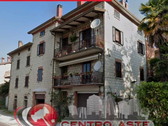 Appartamento con 5 locali in vendita in Semonte PG Italia, Semonte Casamorcia, Gubbio