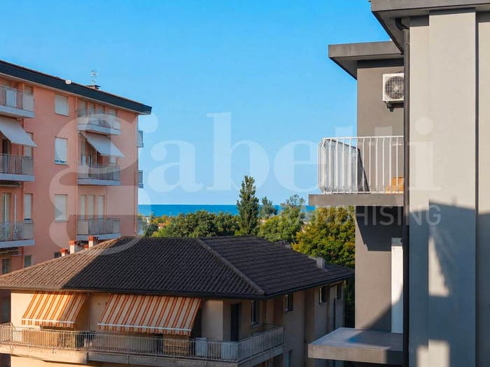 Appartamento con 5 locali in vendita in SOTTOMARINA VIALE IONIO, Sottomarina, Chioggia