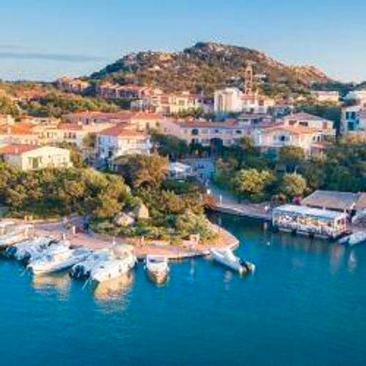 Appartamento trilocale in vendita in Via Porto Vecchio, Porto Cervo, Arzachena
