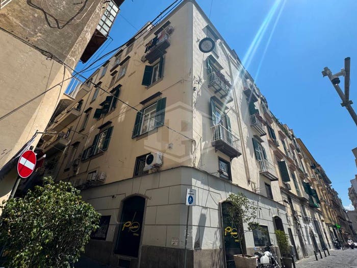 Appartamento con 5 locali in vendita in Via Giovanni Bausan, Chiaia, Napoli