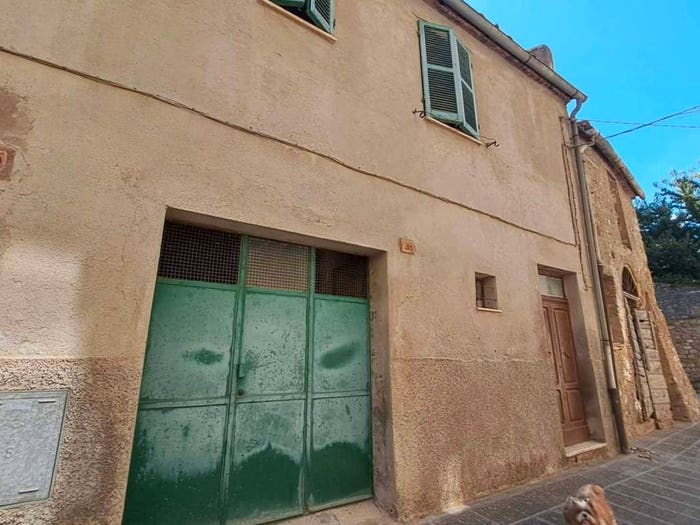 Casa con 6 locali in vendita in Piaggia Cola di Rienzo, Centro, Ficulle