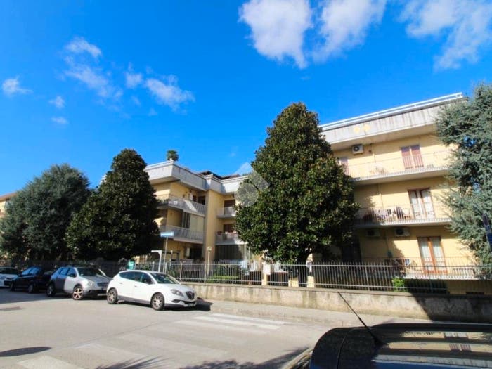 Appartamento trilocale in vendita in Via Liguria, Casagiove
