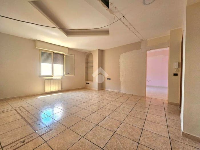 Appartamento trilocale in vendita in Via Traversa Napoli, Bagnoli, Napoli