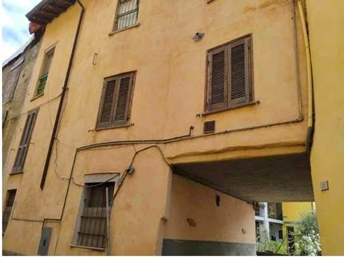 Appartamento quadrilocale in vendita in Via Antonio Gramsci, Centro, Malnate