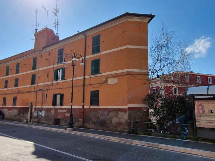 Appartamento trilocale in vendita in Viale Giacomo Matteotti, Centro Storico, Genzano di Roma