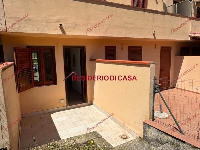 Casa bilocale in vendita in SP, Centro, Pollina