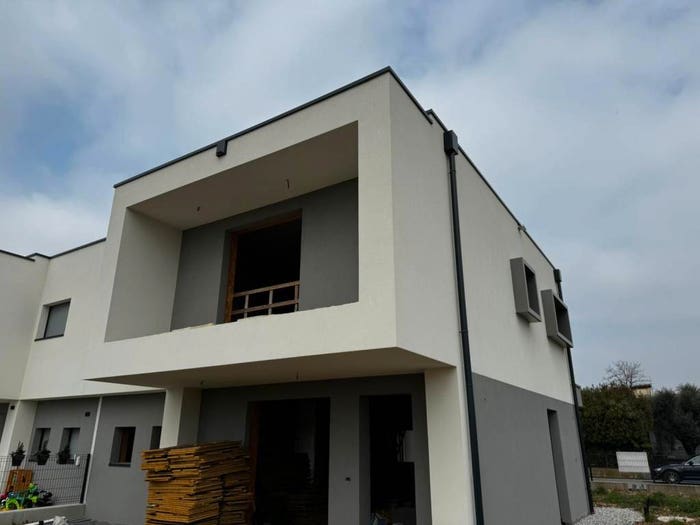 Casa quadrilocale in vendita in Via San Gaetano, Centro, Montebelluna