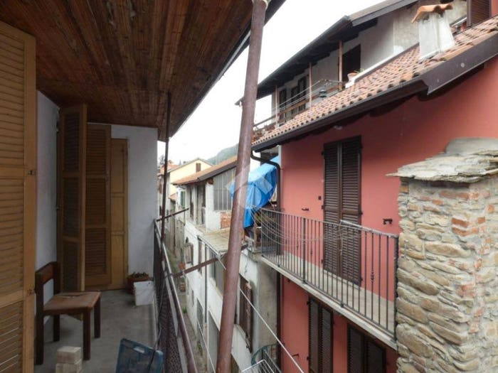 Casa con 6 locali in vendita in Via Giovanni Grasso, Monastero Bormida