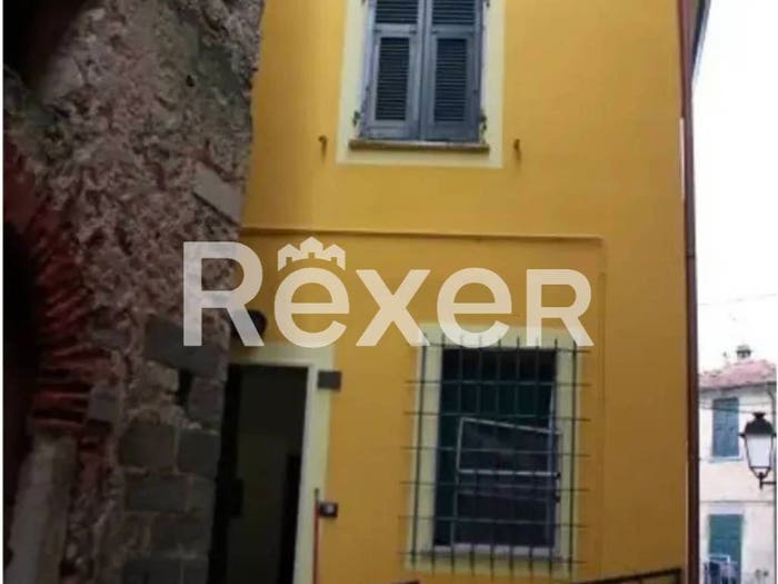 Casa con 6 locali in vendita in Via Bastreri Tancredi, Centro, Arcola