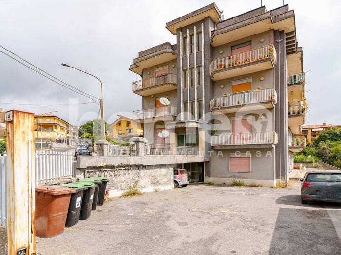 Appartamento con 5 locali in vendita in Via Etna Sant'Alfio CT Italia, Sant'Alfio