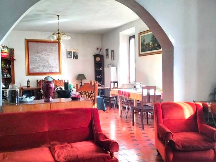Casa con 6 locali in vendita in Località Chiani, San Giuliano, Arezzo