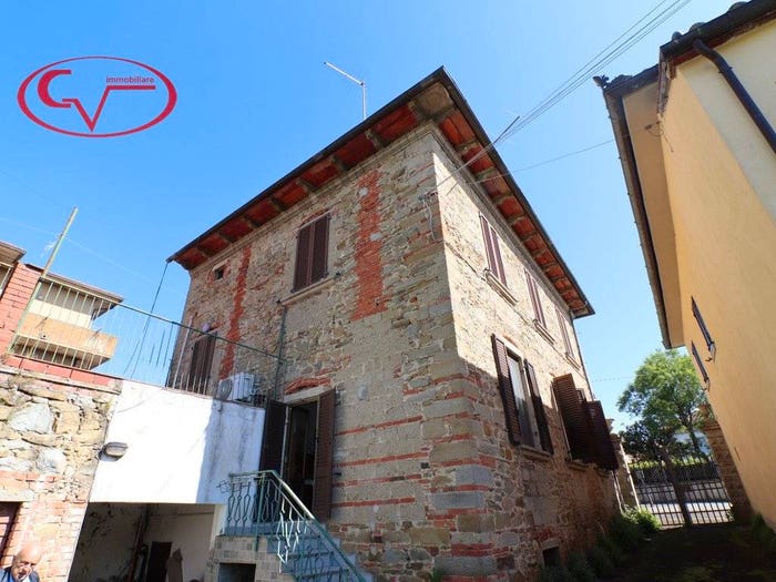 Casa con 6 locali in vendita in Via Setteponti, Castiglion Fibocchi