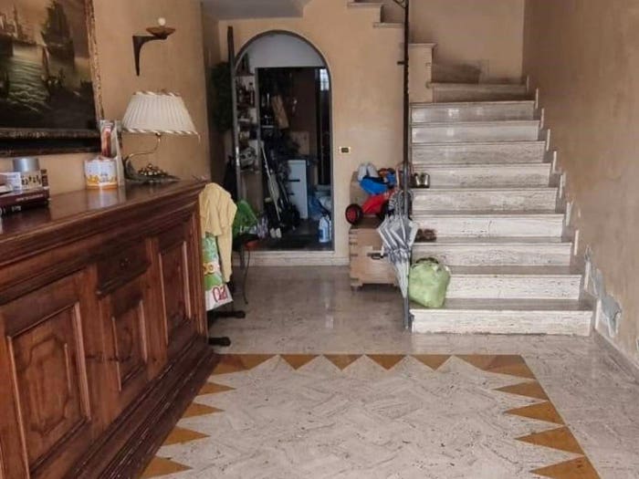 Casa con 6 locali in vendita in Piazza Luigi Dari, Centro, Folignano